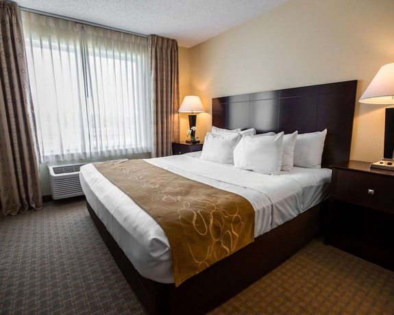 Imagen de la habitación del Hotel Comfort Suites University Area Notre Dame - South Bend. Foto 10