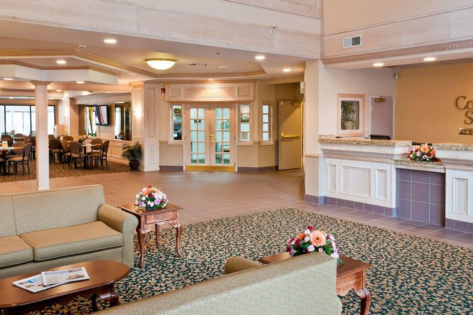 Imagen de los interiores del Hotel Comfort Suites University Area Notre Dame - South Bend. Foto 20