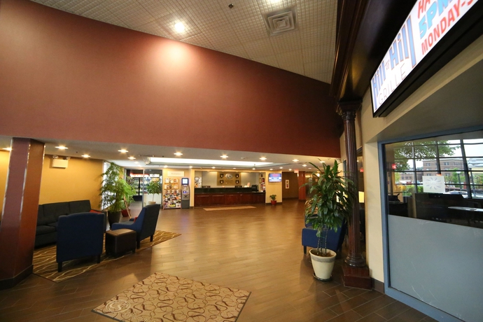 Imagen de los interiores del Hotel Comfort Suites University, Bethlehem. Foto 19