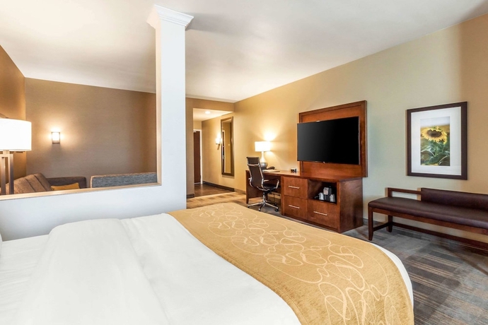Imagen de la habitación del Hotel Comfort Suites University, Brookings. Foto 12