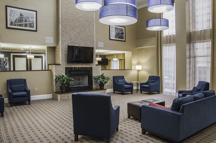 Imagen de los interiores del Hotel Comfort Suites University - Research Park. Foto 9