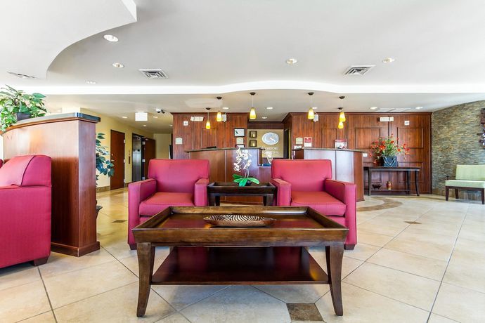 Imagen de los interiores del Hotel Comfort Suites Vacaville-Napa Valley Area. Foto 18