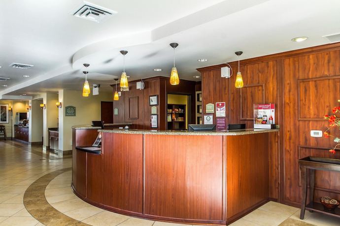 Imagen de los interiores del Hotel Comfort Suites Vacaville-Napa Valley Area. Foto 19
