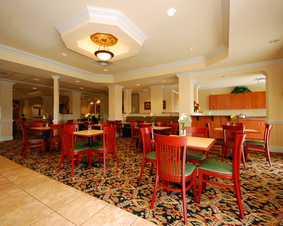 Imagen del bar/restaurante del Hotel Comfort Suites, Valdosta. Foto 5