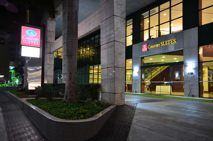 Imagen general del Hotel Comfort Suites Vitoria. Foto 2