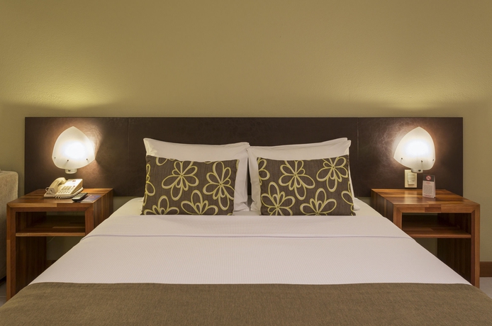 Imagen de la habitación del Hotel Comfort Suites Vitoria. Foto 12