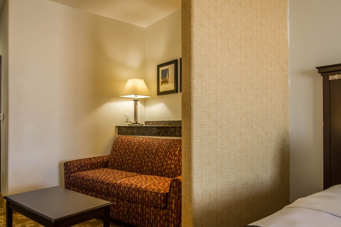 Imagen de los interiores del Hotel Comfort Suites West Dallas - Cockrell Hill. Foto 13