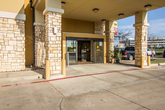 Imagen general del Hotel Comfort Suites West Dallas - Cockrell Hill. Foto 3