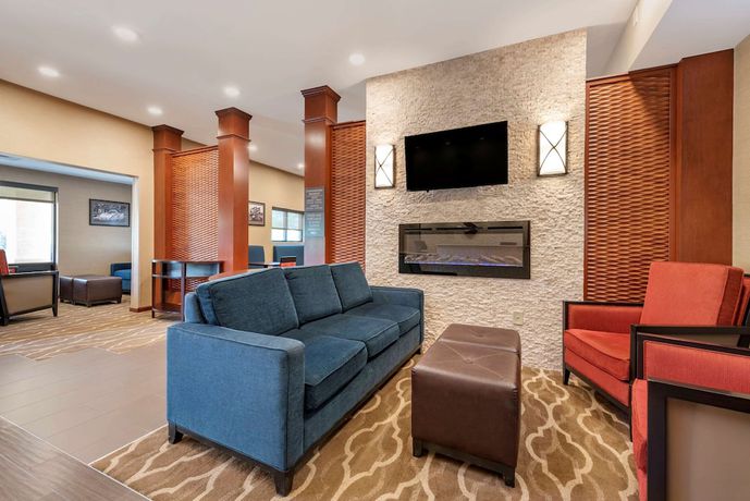 Imagen general del Hotel Comfort Suites West Indianapolis - Brownsburg. Foto 2