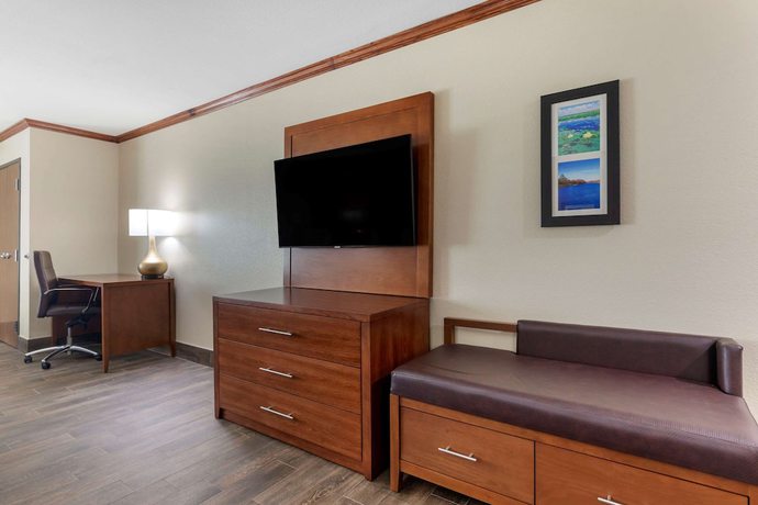 Imagen de la habitación del Hotel Comfort Suites West Monroe Near Ike Hamilton Expo Center. Foto 5