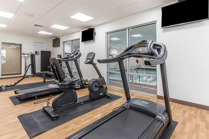 Imagen de los interiores del Hotel Comfort Suites West Omaha. Foto 6