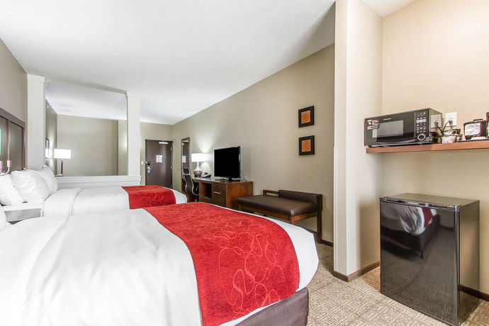Imagen de la habitación del Hotel Comfort Suites West Omaha. Foto 2