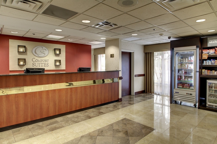 Imagen de los interiores del Hotel Comfort Suites, Woodstock. Foto 11