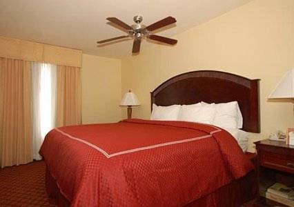 Imagen de la habitación del Hotel Comfort Suites Yukon - Sw Oklahoma City. Foto 3