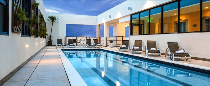 Imagen de la piscina del Hotel Comfort Taguatinga. Foto 18