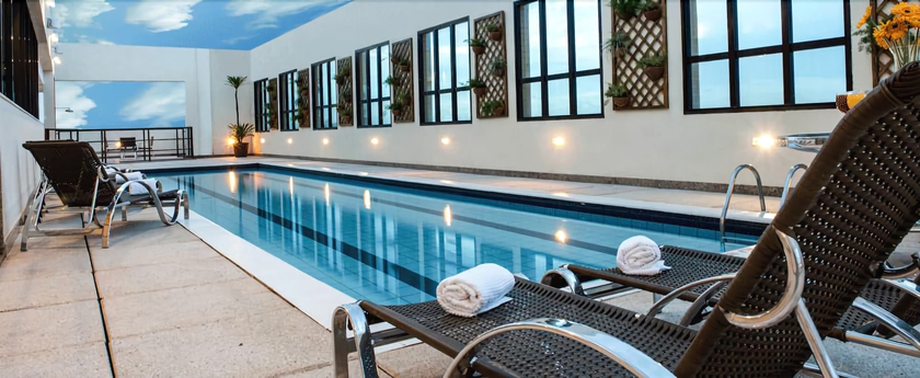 Imagen de la piscina del Hotel Comfort Taguatinga. Foto 19