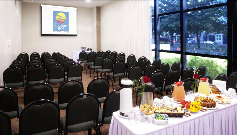 Imagen de los interiores del Hotel Comfort Taguatinga. Foto 15