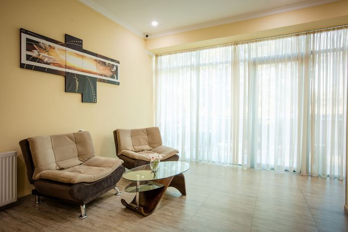 Imagen de los interiores del Hotel Comfort, Tbilisi. Foto 20