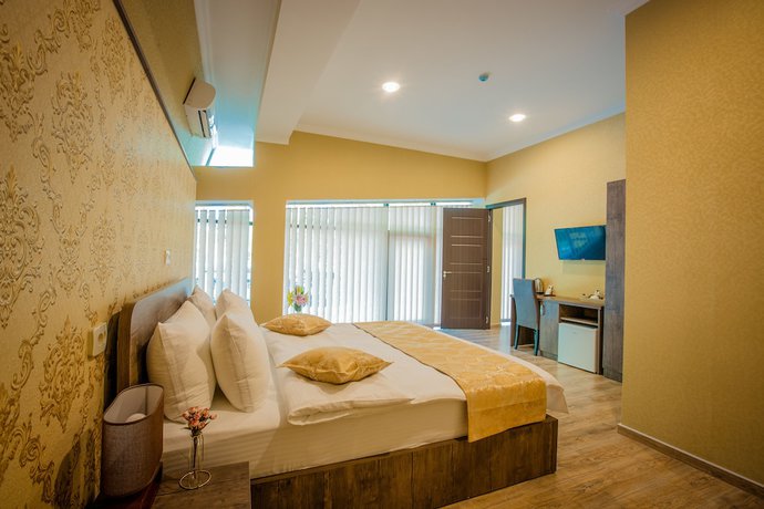 Imagen de la habitación del Hotel Comfort, Tbilisi. Foto 8