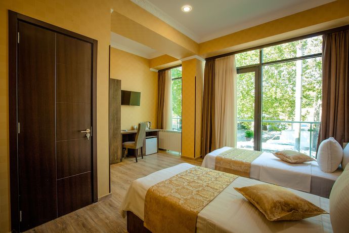 Imagen de la habitación del Hotel Comfort, Tbilisi. Foto 10