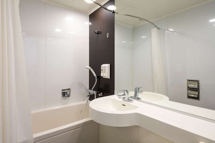 Imagen de la habitación del Hotel Comfort Toyama. Foto 6