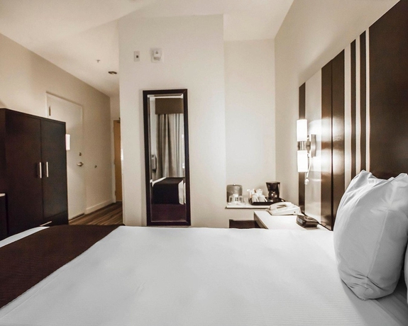 Imagen de la habitación del Hotel Comfort Vancouver Airport. Foto 11