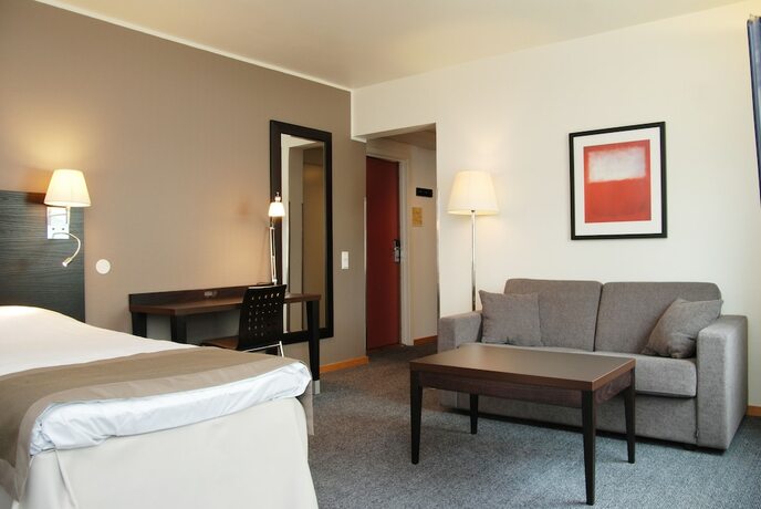 Imagen de la habitación del Hotel Comfort Victoria Floro. Foto 4