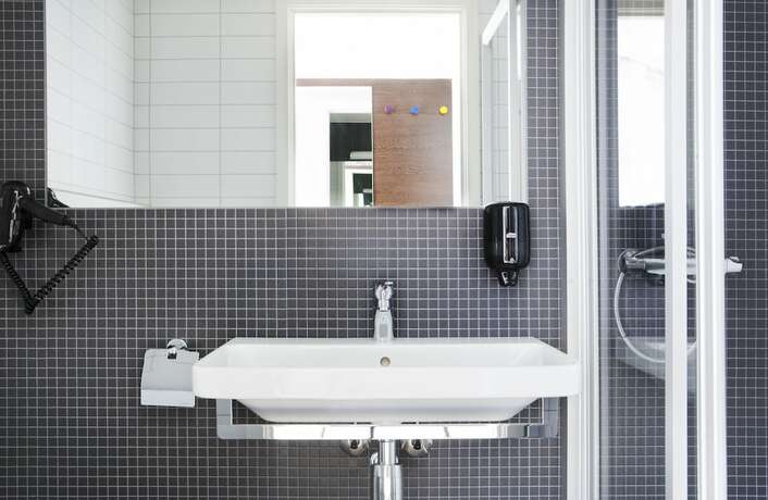 Imagen de la habitación del Hotel Comfort Victoria Floro. Foto 10