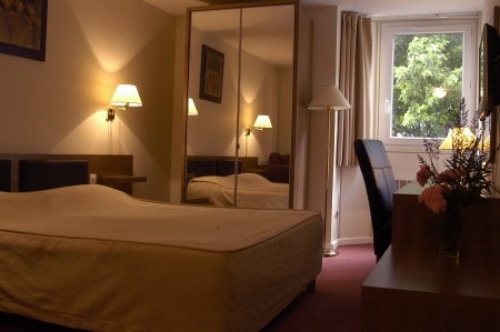 Imagen general del Hotel Comfort Villepinte Sevran. Foto 6