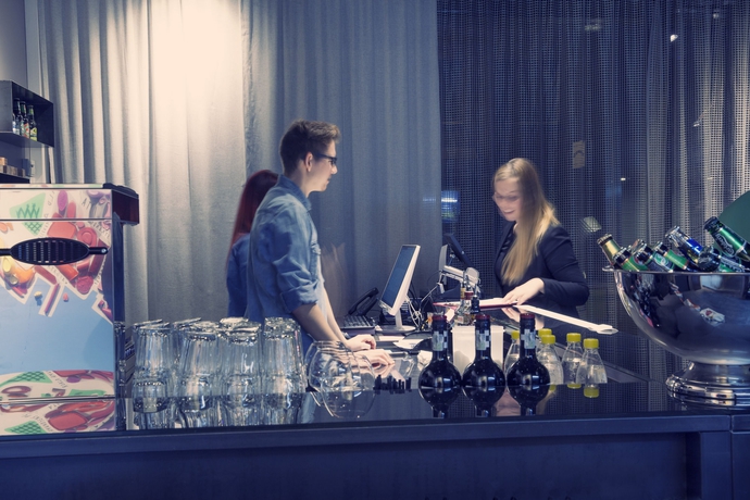 Imagen del bar/restaurante del Hotel Comfort Xpress Tromso. Foto 2