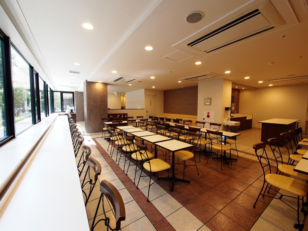 Imagen del bar/restaurante del Hotel Comfort Yokohama Kannai. Foto 1