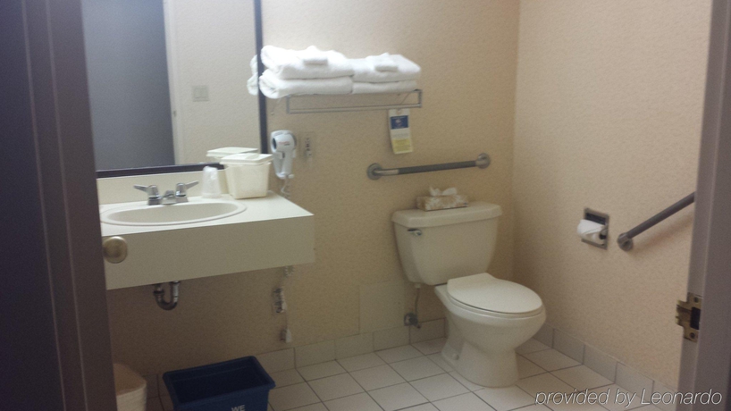 Imagen general del Hotel Comfort and Suites. Foto 11