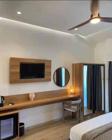 Imagen general del Hotel Comfort and Villas. Foto 3