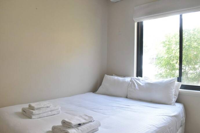 Imagen general del Hotel Comfortable 2 Bedroom With Serene Garden. Foto 2