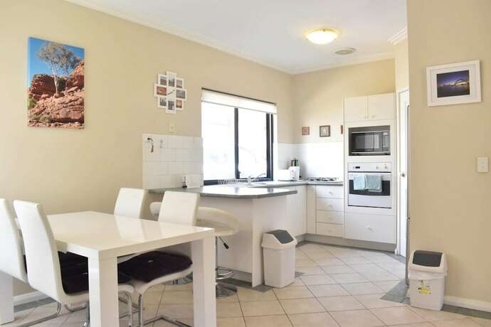 Imagen general del Hotel Comfortable 2 Bedroom With Serene Garden. Foto 10