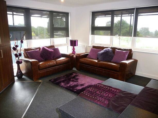 Imagen general del Hotel Comfortable Ensuite Rooms, PLYMOUTH - Hostel. Foto 4