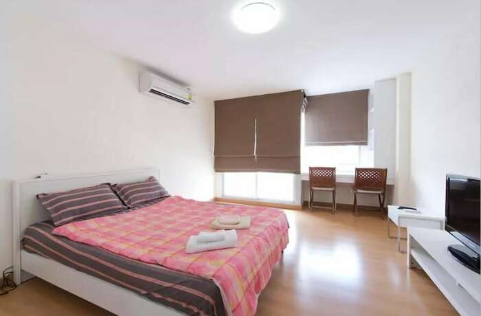 Imagen general del Hotel Comfy King Studio. Foto 3
