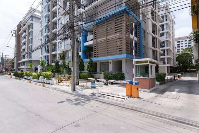 Imagen general del Hotel Comfy King Studio. Foto 6