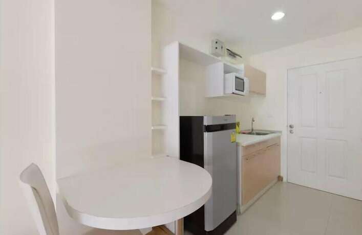 Imagen general del Hotel Comfy King Studio. Foto 11