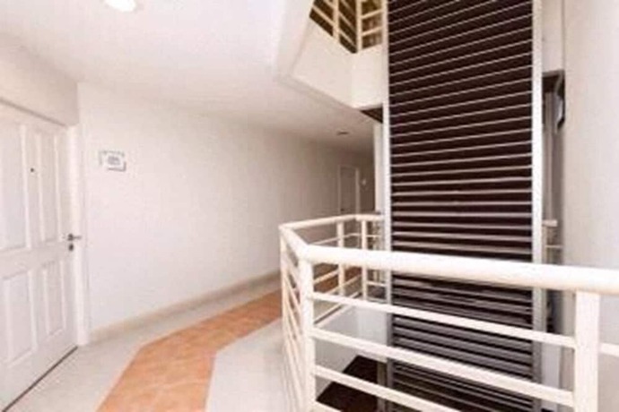 Imagen general del Hotel Comfy King Studio. Foto 18