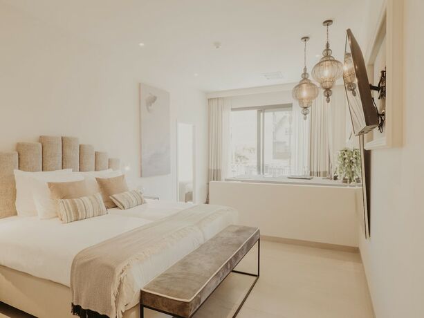 Imagen de la habitación del Hotel Comfy Studios. Foto 16