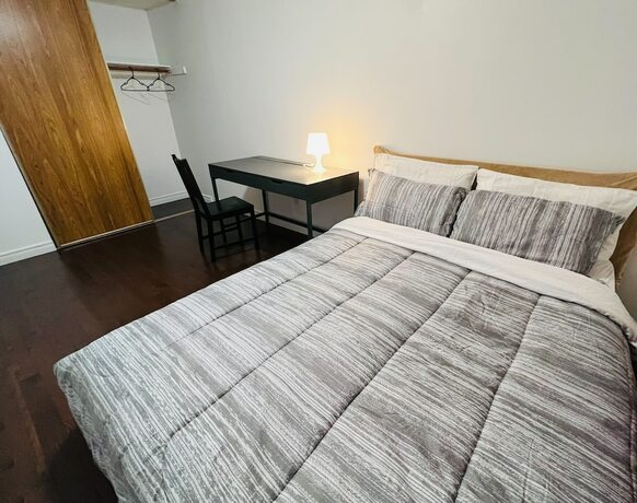 Imagen de la habitación del Hotel ComfyHome. Foto 6