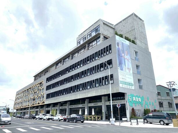 Imagen general del Hotel Comin' Place. Foto 2