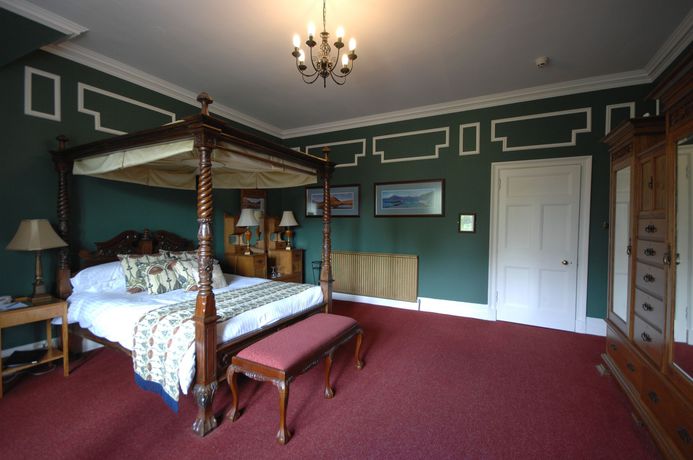 Imagen de los exteriores del Hotel Comlongon Castle. Foto 13