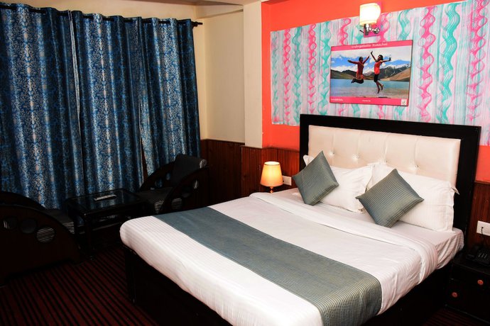 Imagen de la habitación del Hotel Comlux, Manali. Foto 8