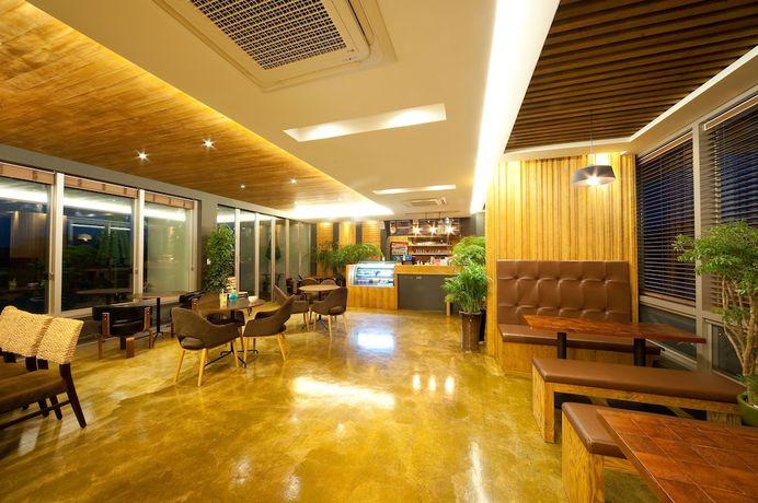 Imagen de los interiores del Hotel Comma and Resort. Foto 16