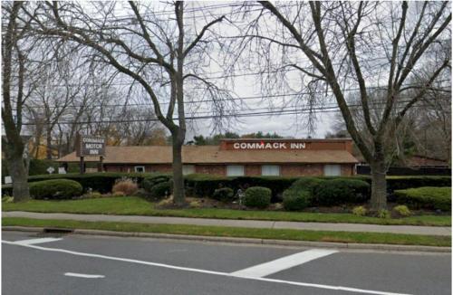 Imagen general del Hotel Commack Inn. Foto 1