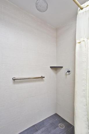 Imagen de la habitación del Hotel Commack Inn. Foto 20