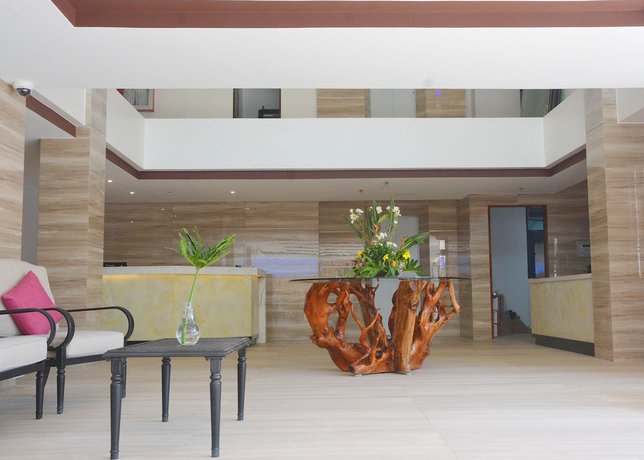 Imagen de los interiores del Hotel Commander Suites De Boracay. Foto 17