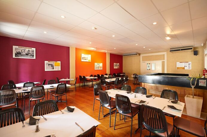 Imagen general del Hotel Commercial, Charters Towers. Foto 8